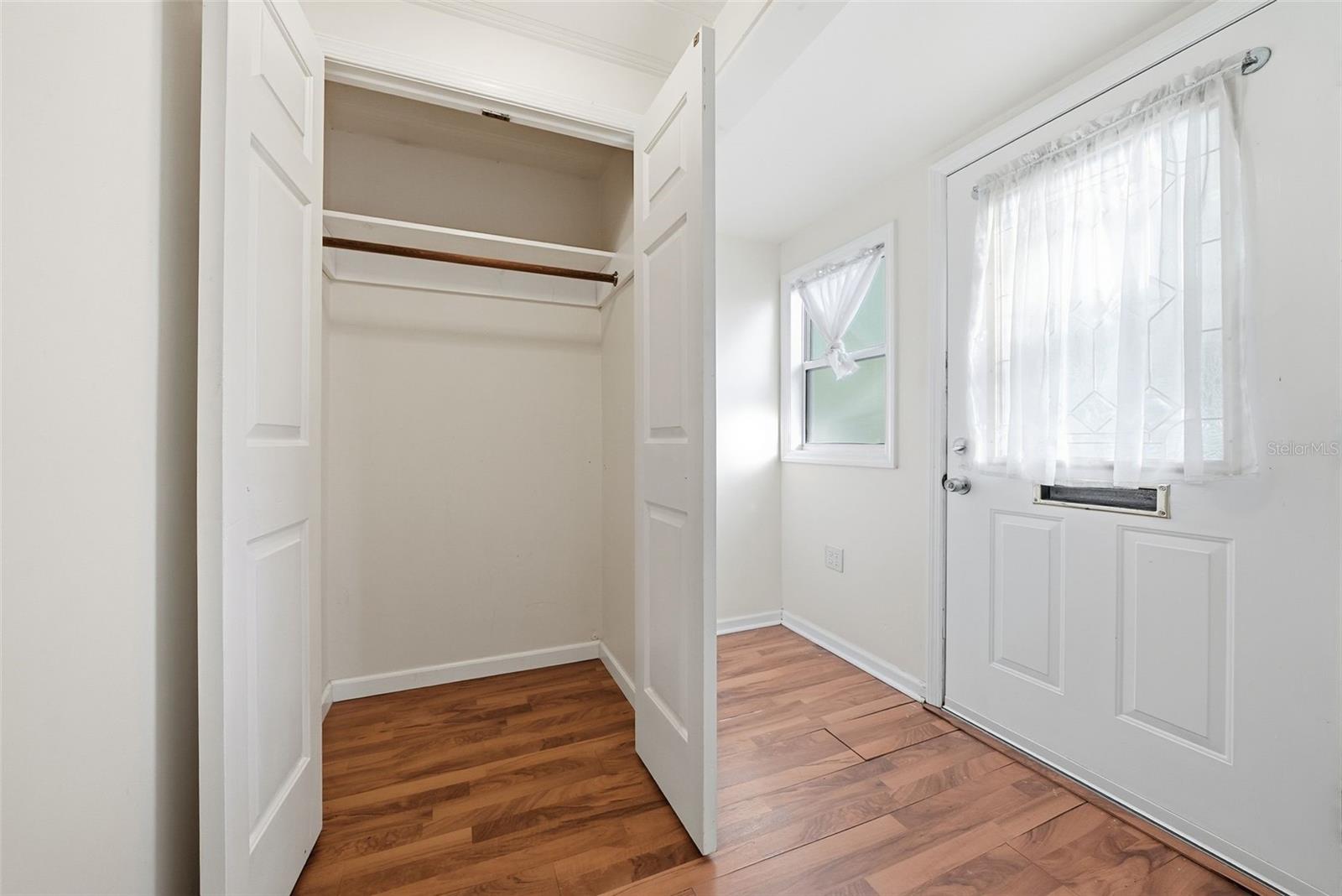 533 38TH AVE N, ST PETERSBURG, FL, 33704