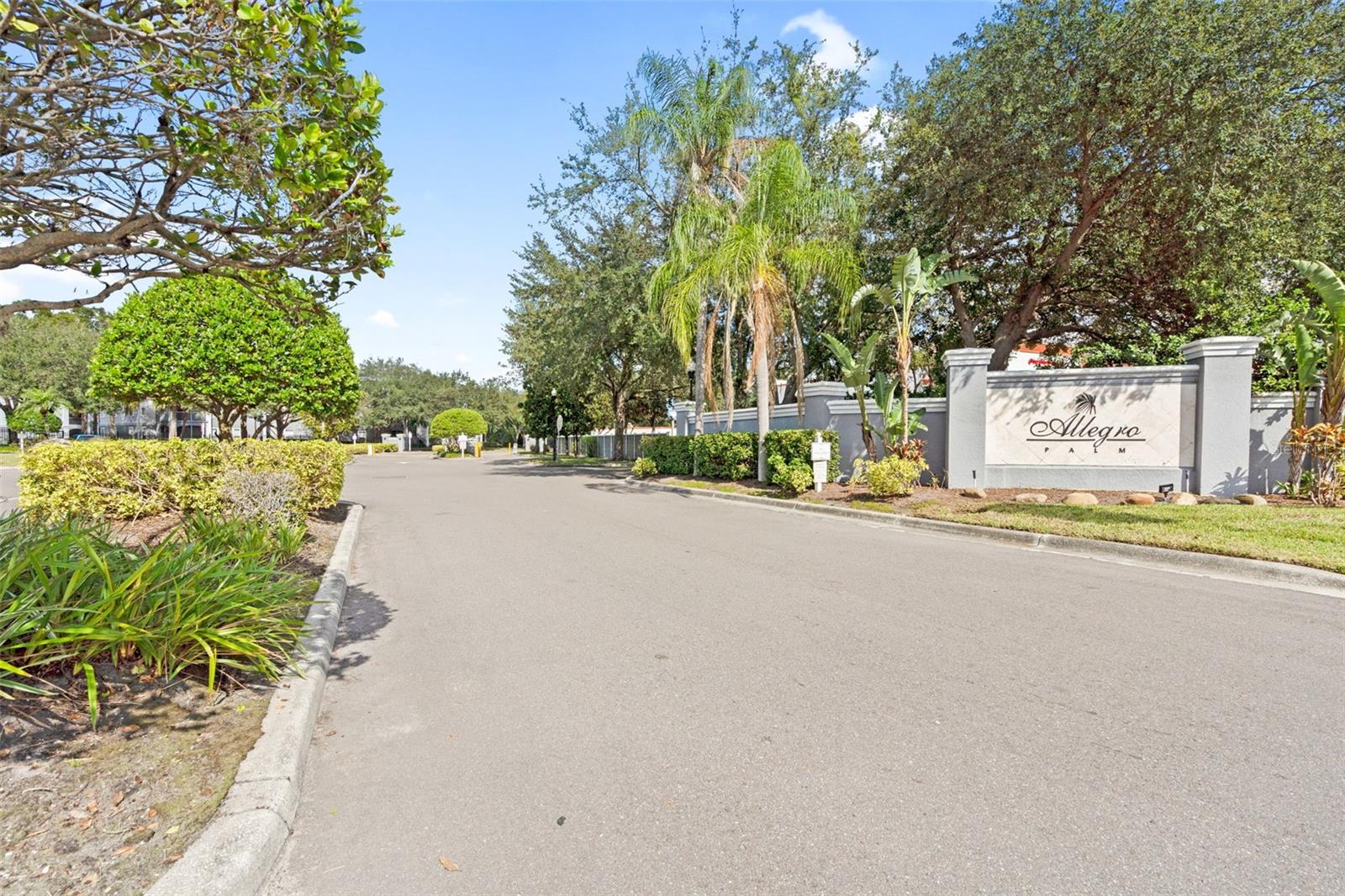 5519 LEGACY CRESCENT PL #201, RIVERVIEW, FL, 33578