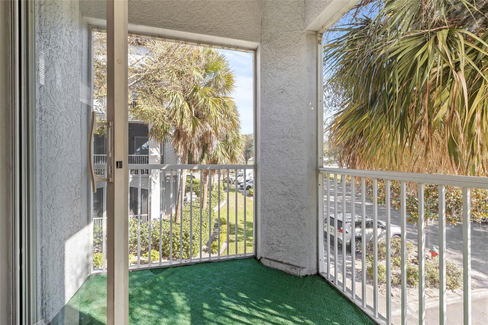 5519 LEGACY CRESCENT PL #201, RIVERVIEW, FL, 33578