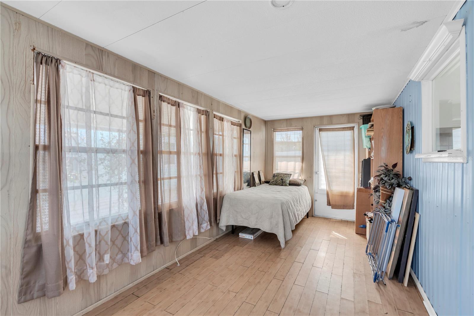 7801 34TH AVE N #27, ST PETERSBURG, FL, 33710