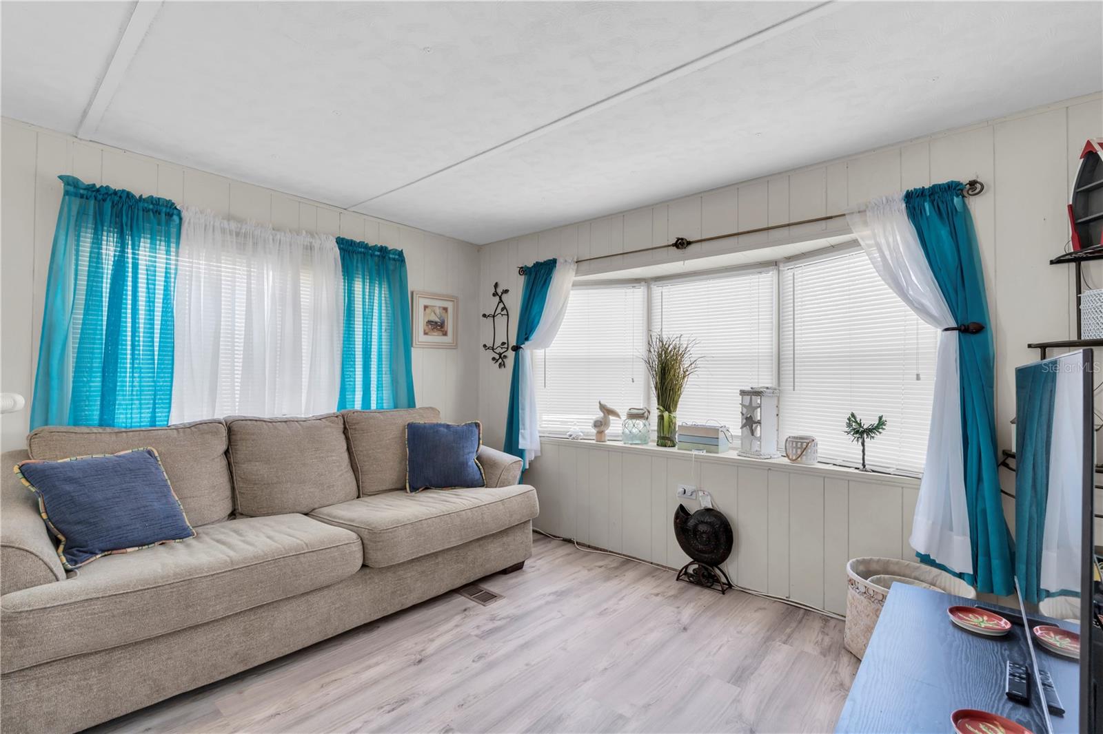 7801 34TH AVE N #27, ST PETERSBURG, FL, 33710