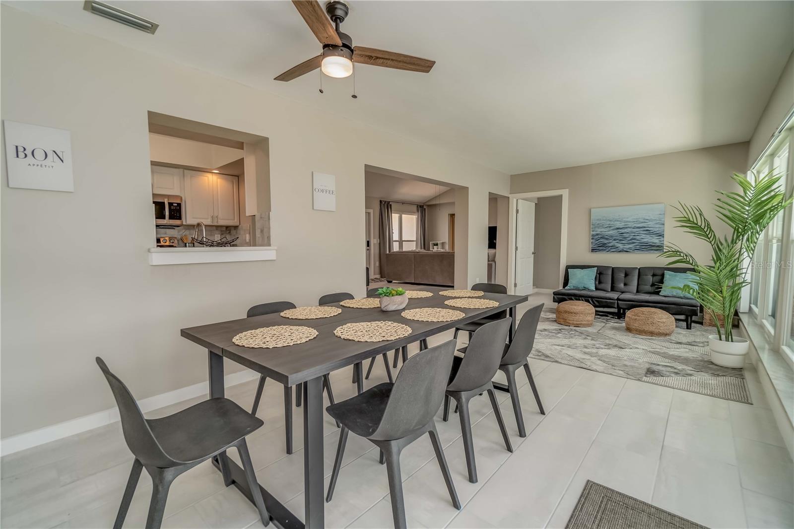 33 CADDY RD, ROTONDA WEST, FL, 33947