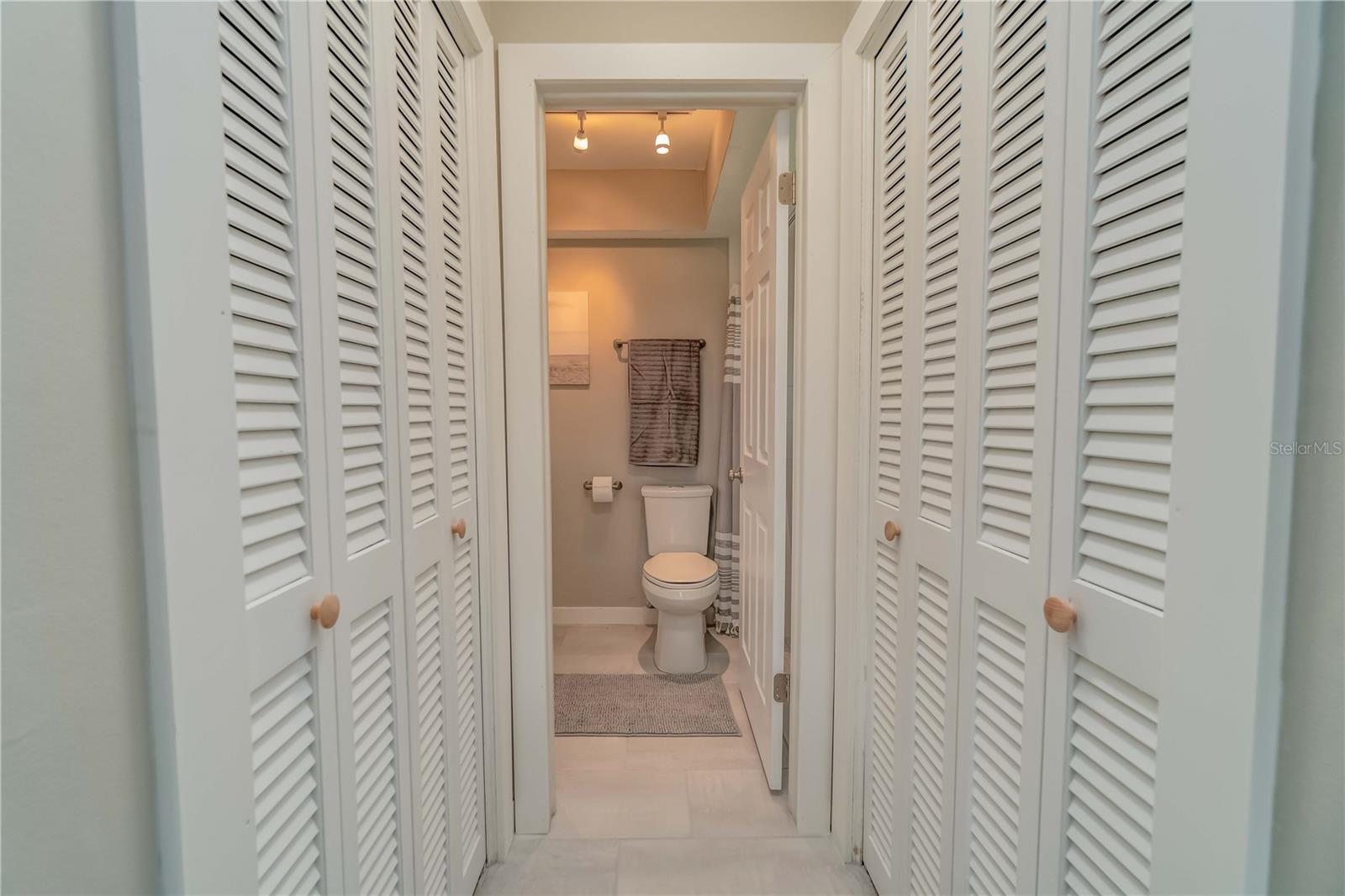 33 CADDY RD, ROTONDA WEST, FL, 33947