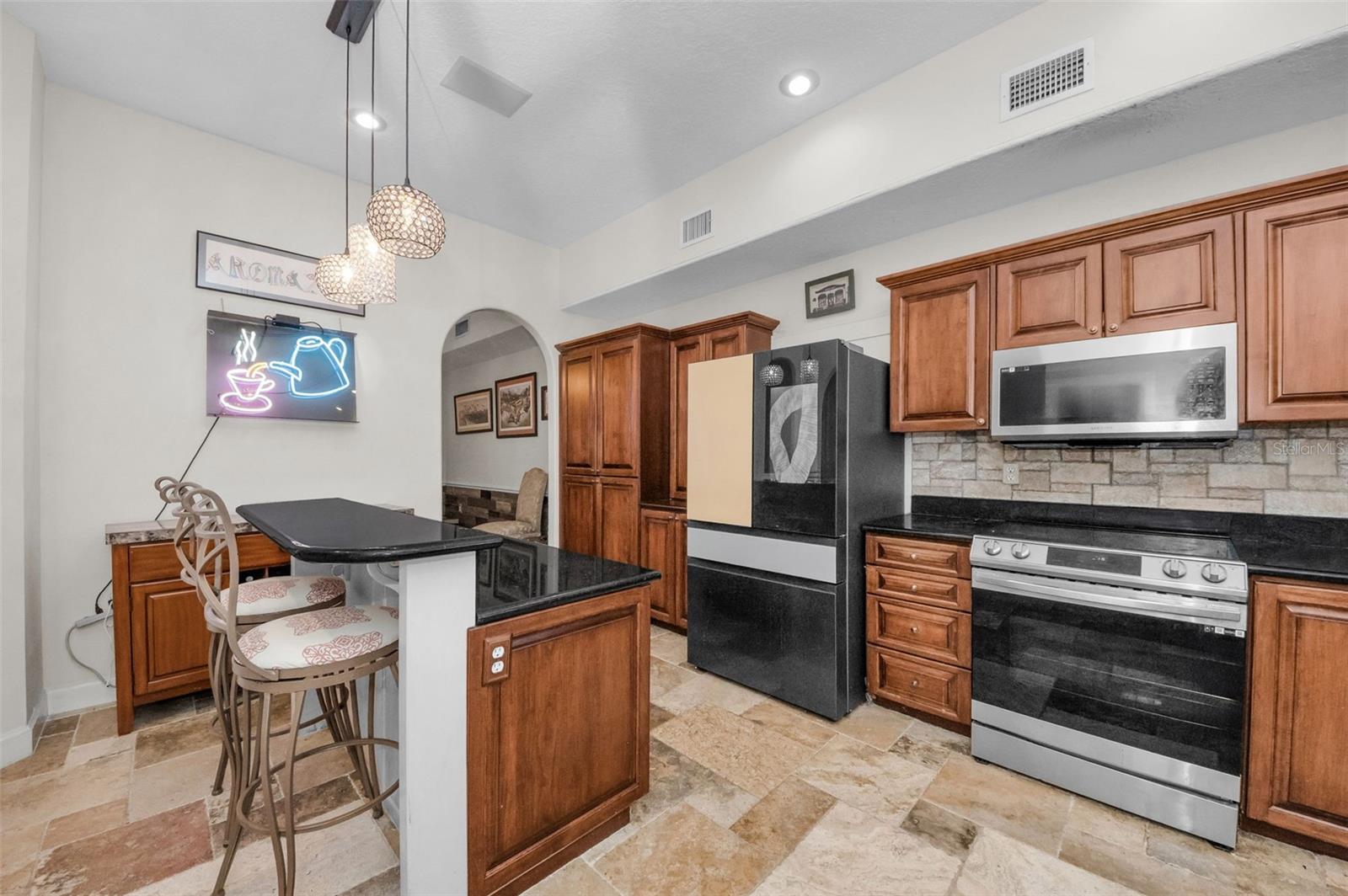 1704 LAGO VISTA BLVD, PALM HARBOR, FL, 34685