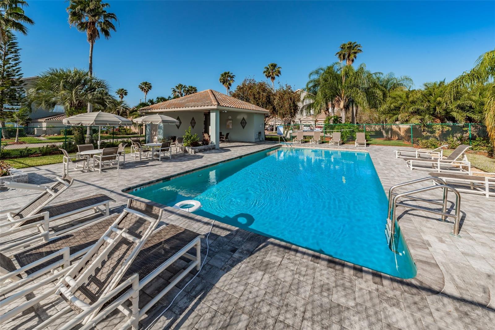 1704 LAGO VISTA BLVD, PALM HARBOR, FL, 34685