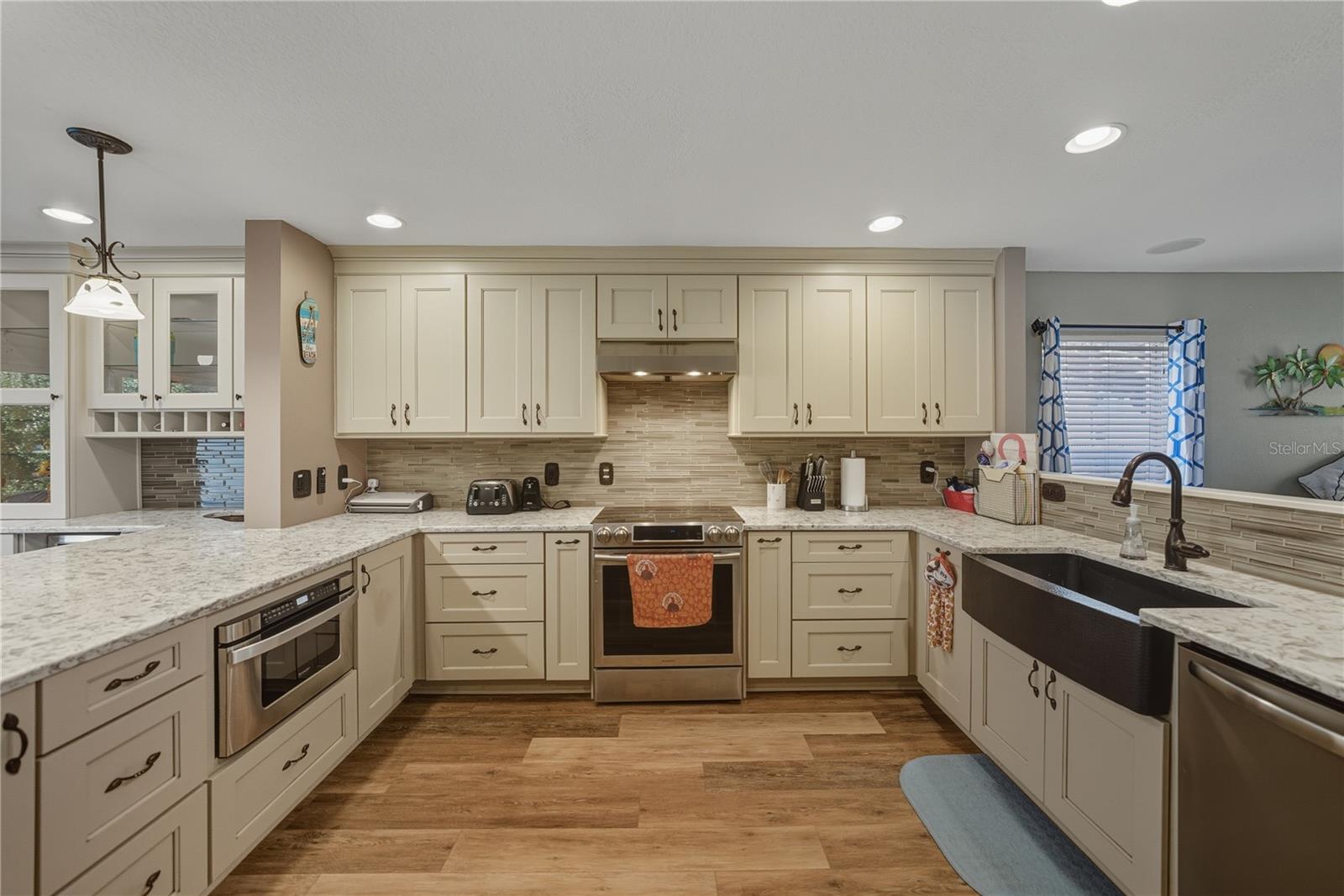 10912 JOHANNA AVE, RIVERVIEW, FL, 33578