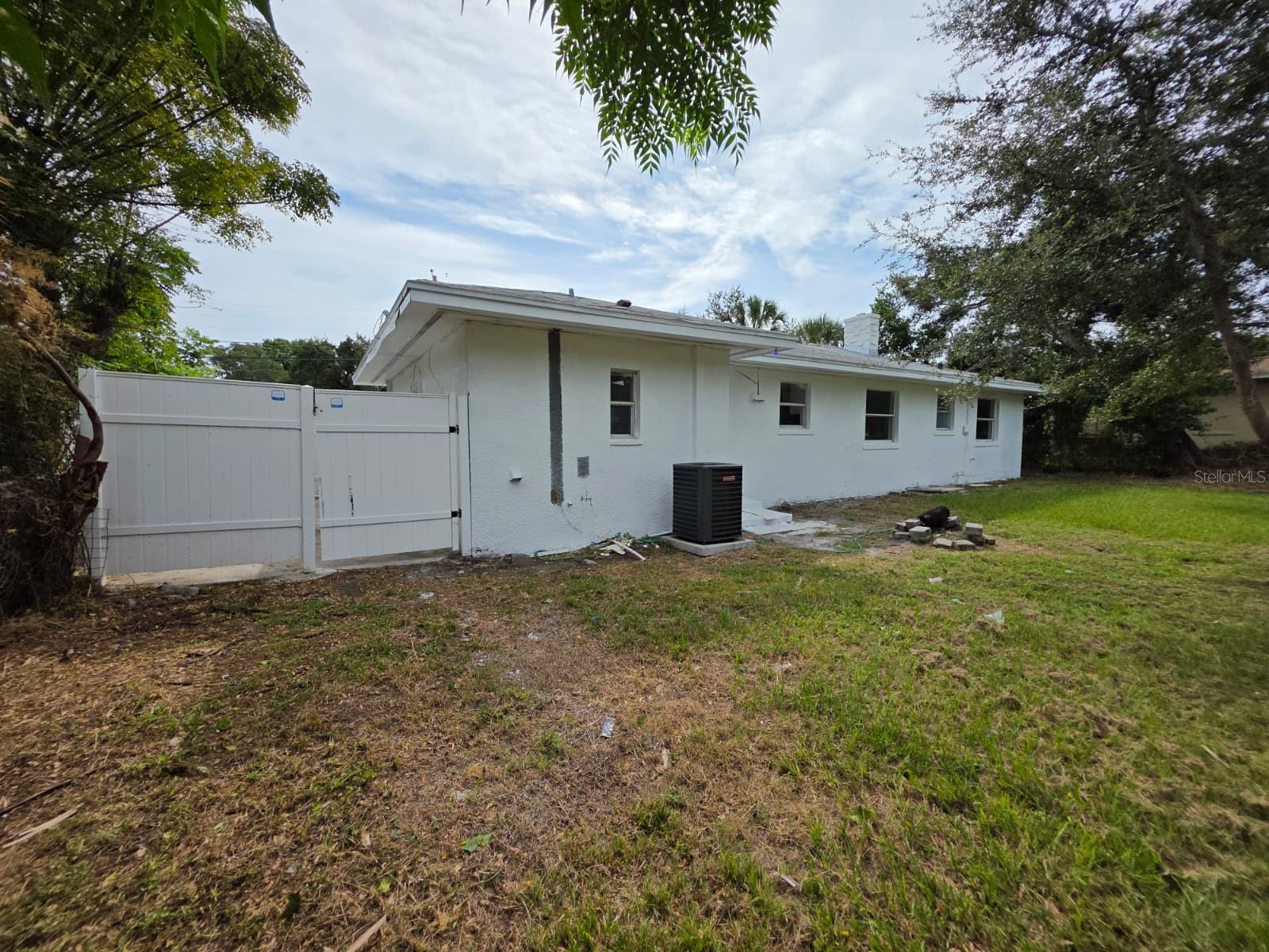 1614 N WASHINGTON AVE, CLEARWATER, FL, 33755