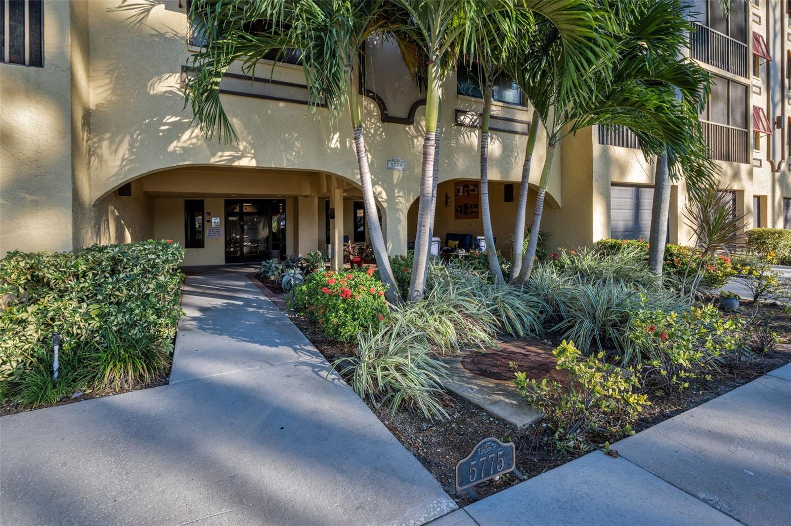 5775 PARK ST N #211, ST PETERSBURG, FL, 33709