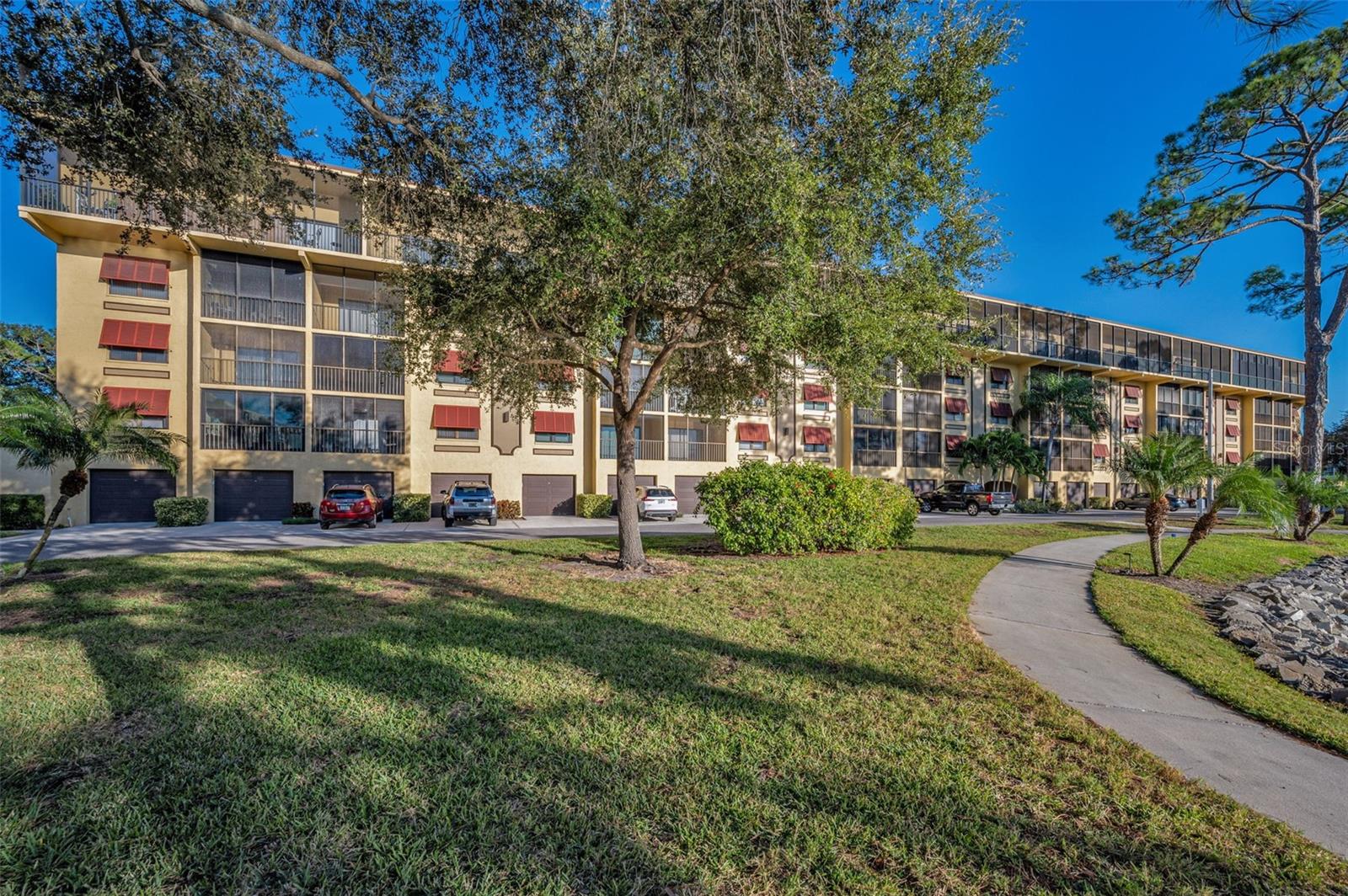 5775 PARK ST N #211, ST PETERSBURG, FL, 33709