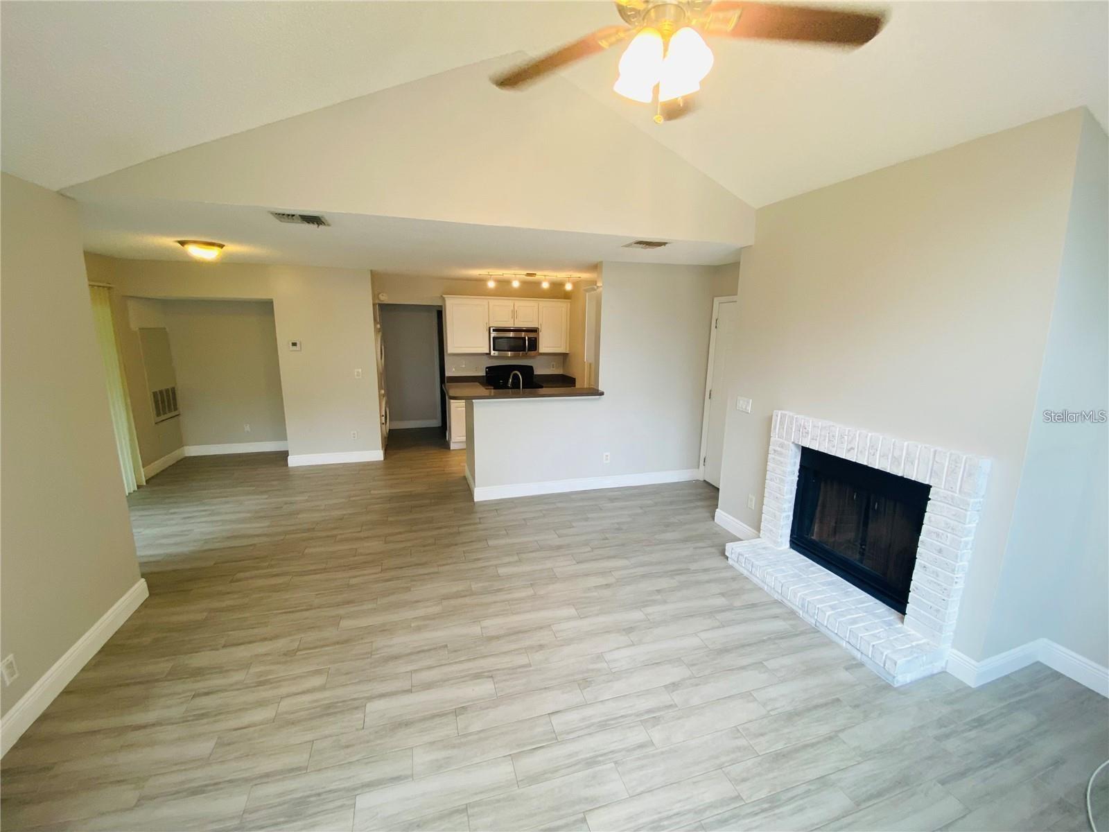 966 HELMSLEY CT #106, LAKE MARY, FL, 32746