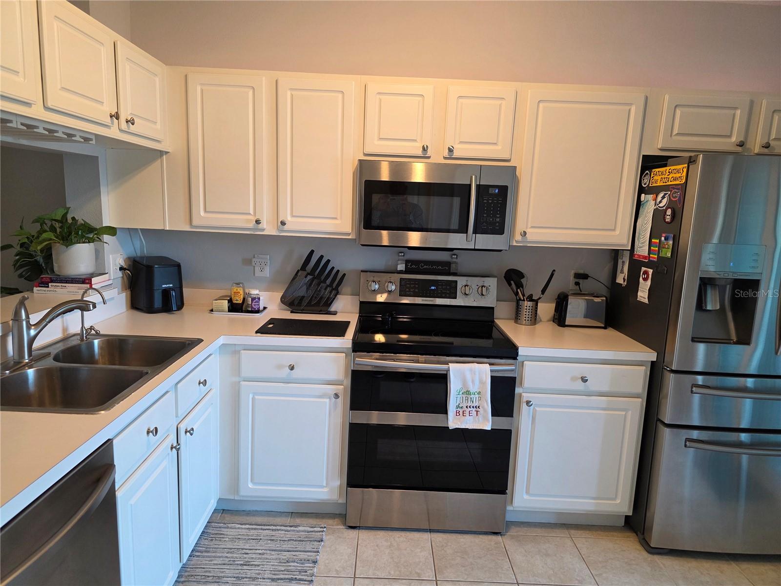 2484 LAKE WOODBERRY CIR, BRANDON, FL, 33510