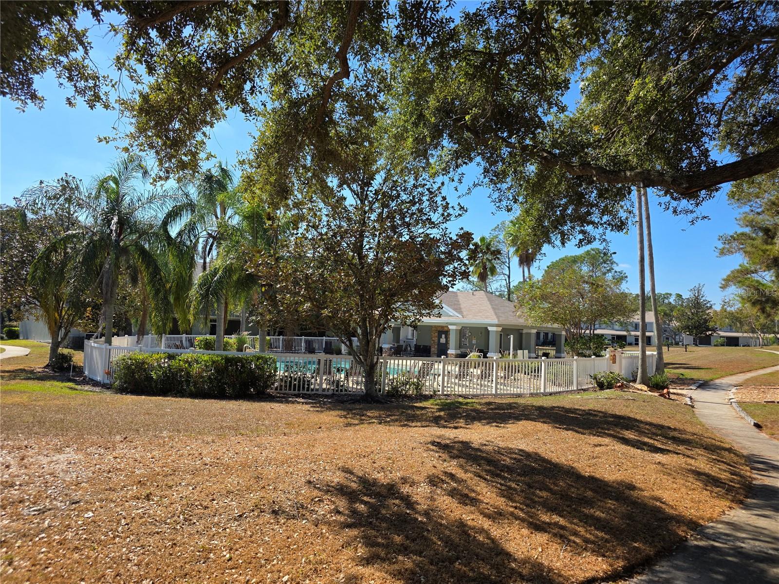 2484 LAKE WOODBERRY CIR, BRANDON, FL, 33510