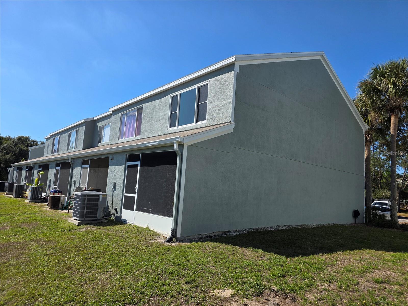 2484 LAKE WOODBERRY CIR, BRANDON, FL, 33510