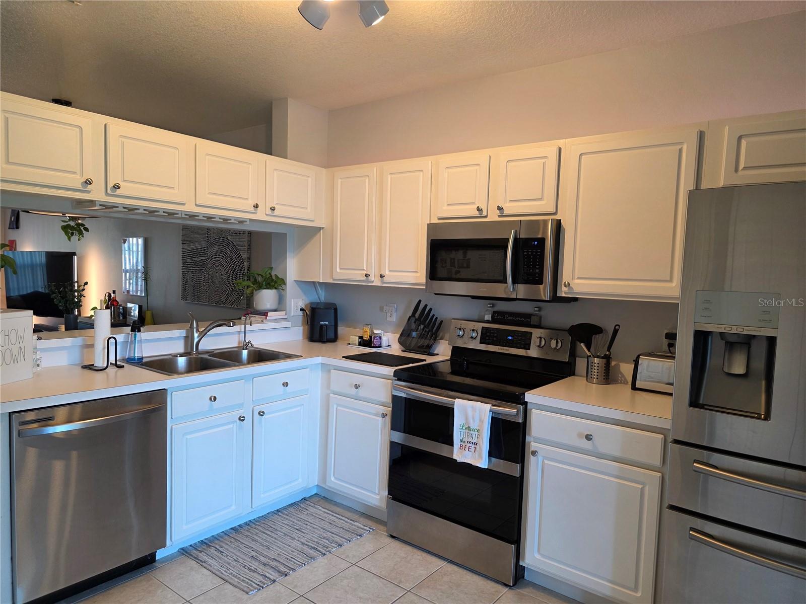 2484 LAKE WOODBERRY CIR, BRANDON, FL, 33510