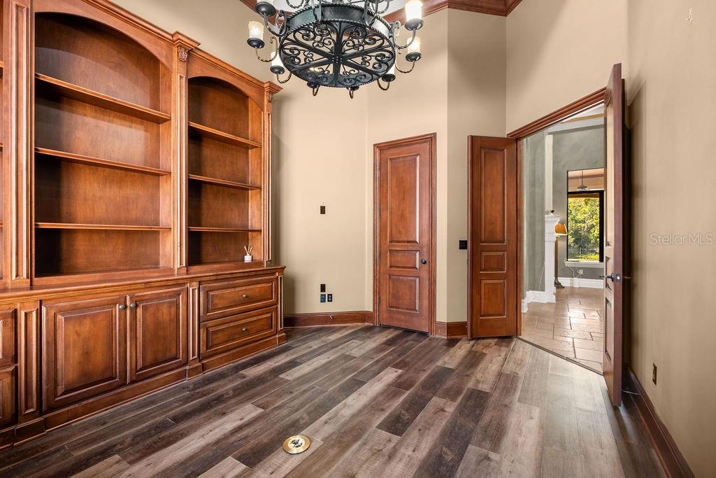 O6361099 Property Photo