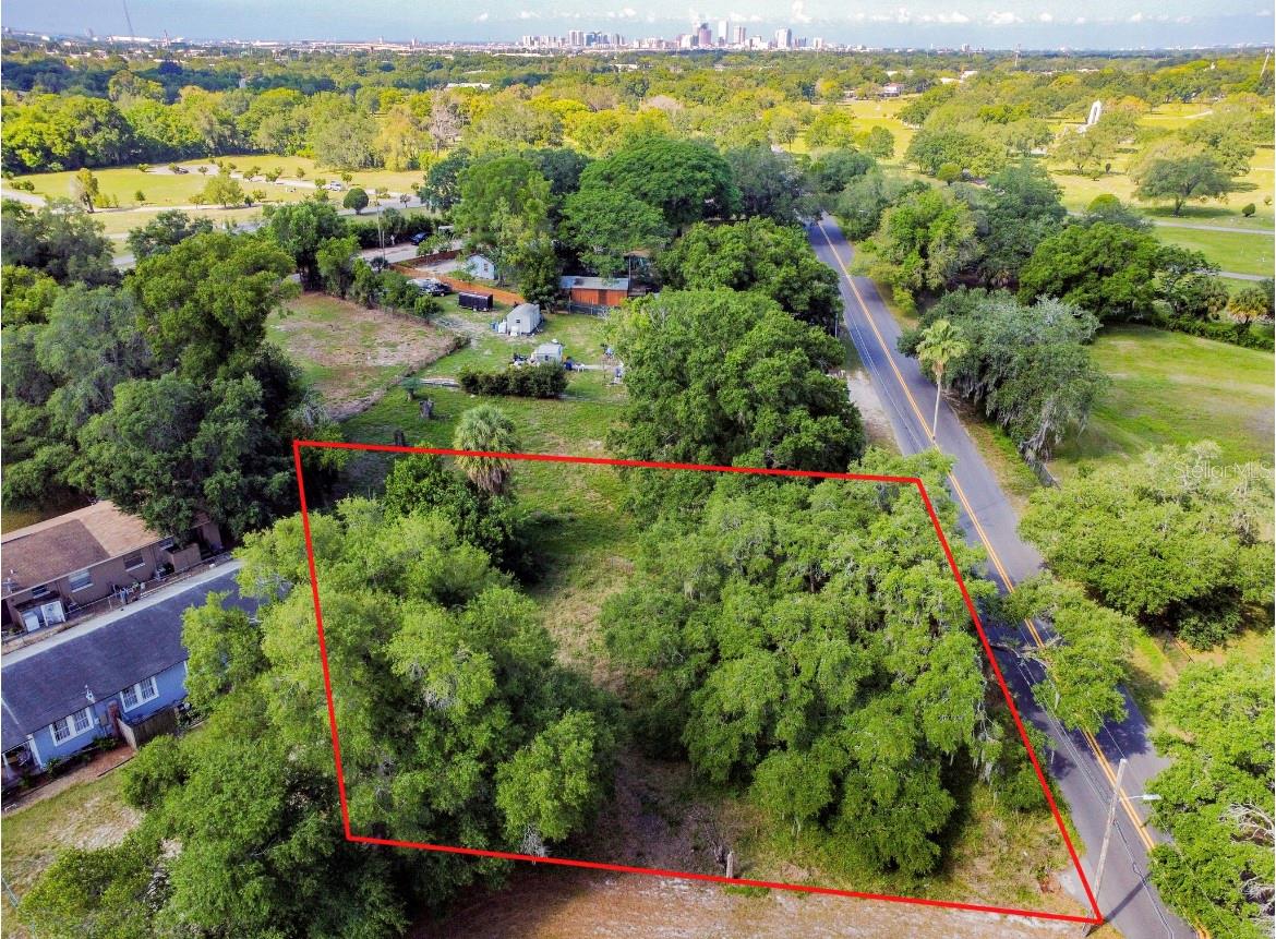 4621 E LAKE AVE, TAMPA, FL, 33605