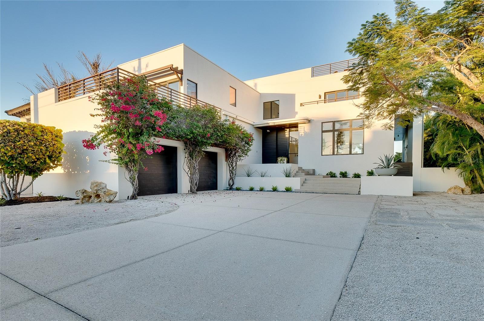 A4672276 Property Photo