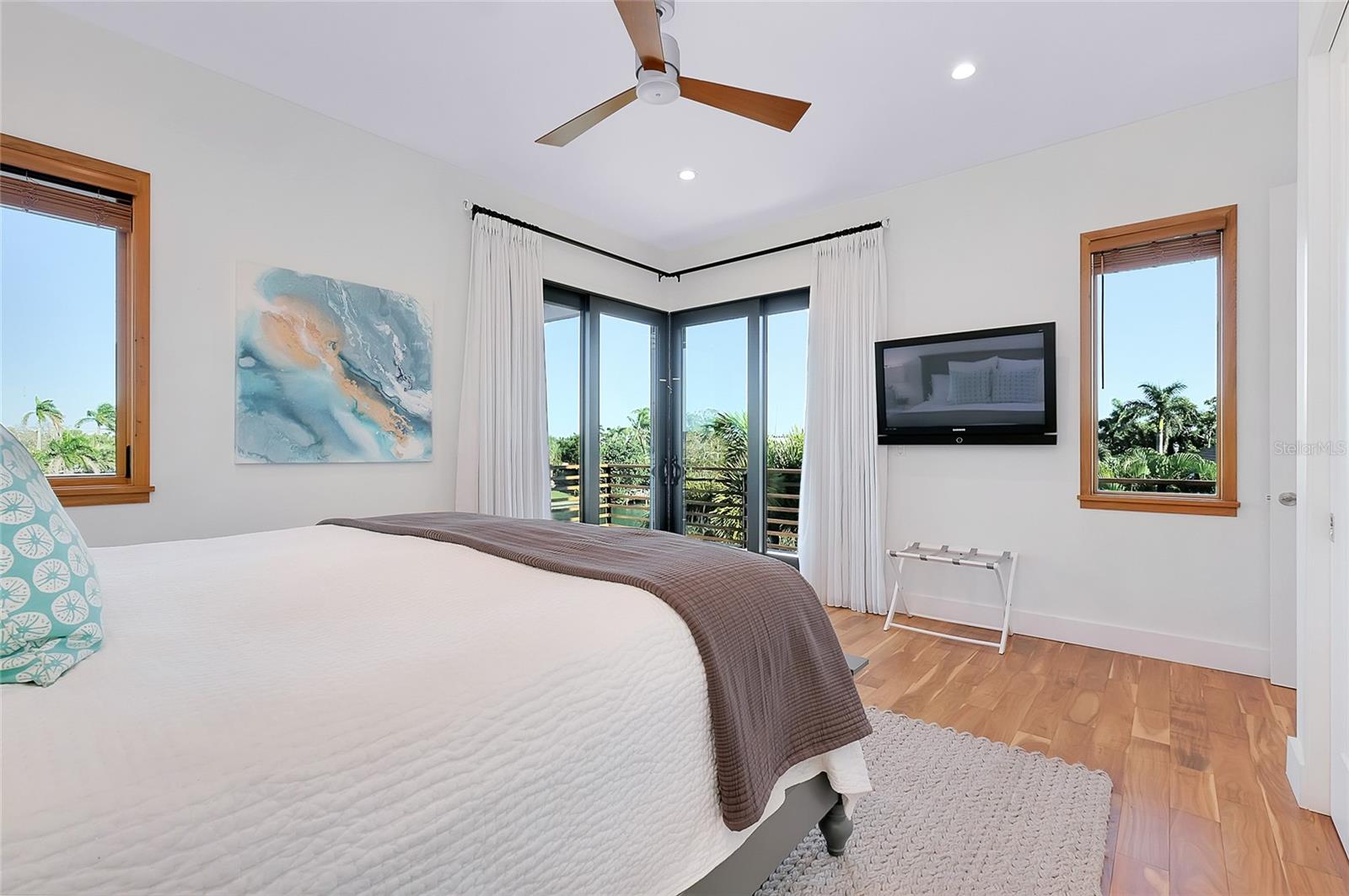 161 S POLK DR, SARASOTA, FL, 34236