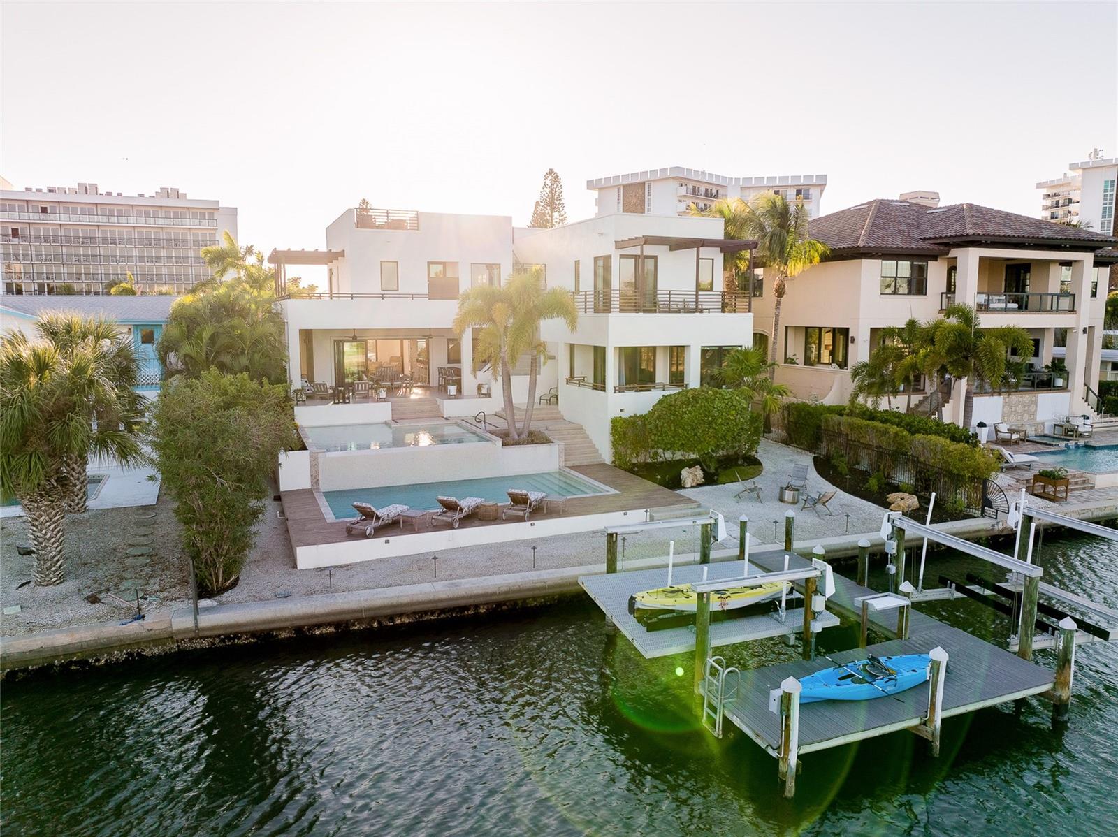 161 S POLK DR, SARASOTA, FL, 34236