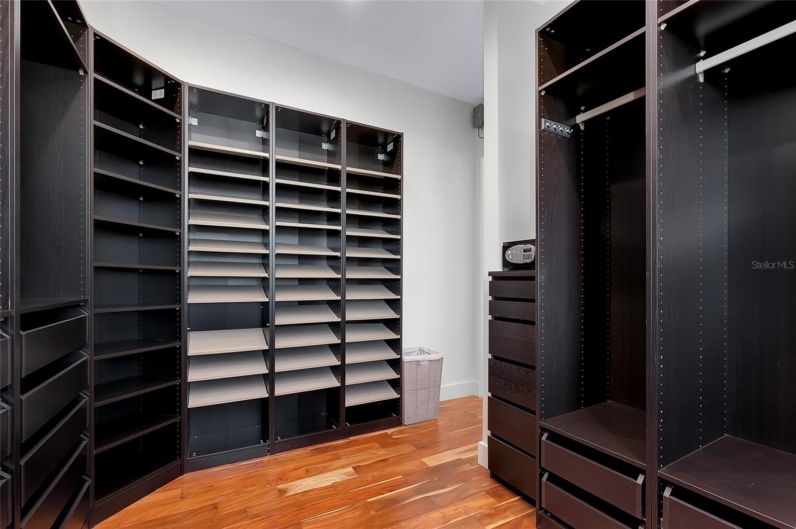 161 S POLK DR, SARASOTA, FL, 34236