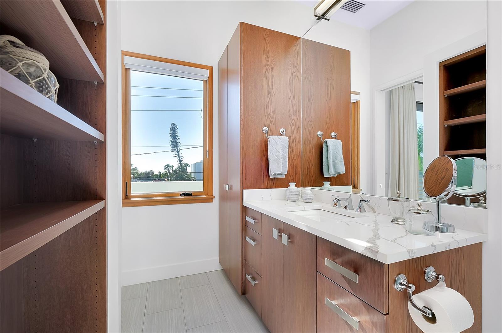 161 S POLK DR, SARASOTA, FL, 34236