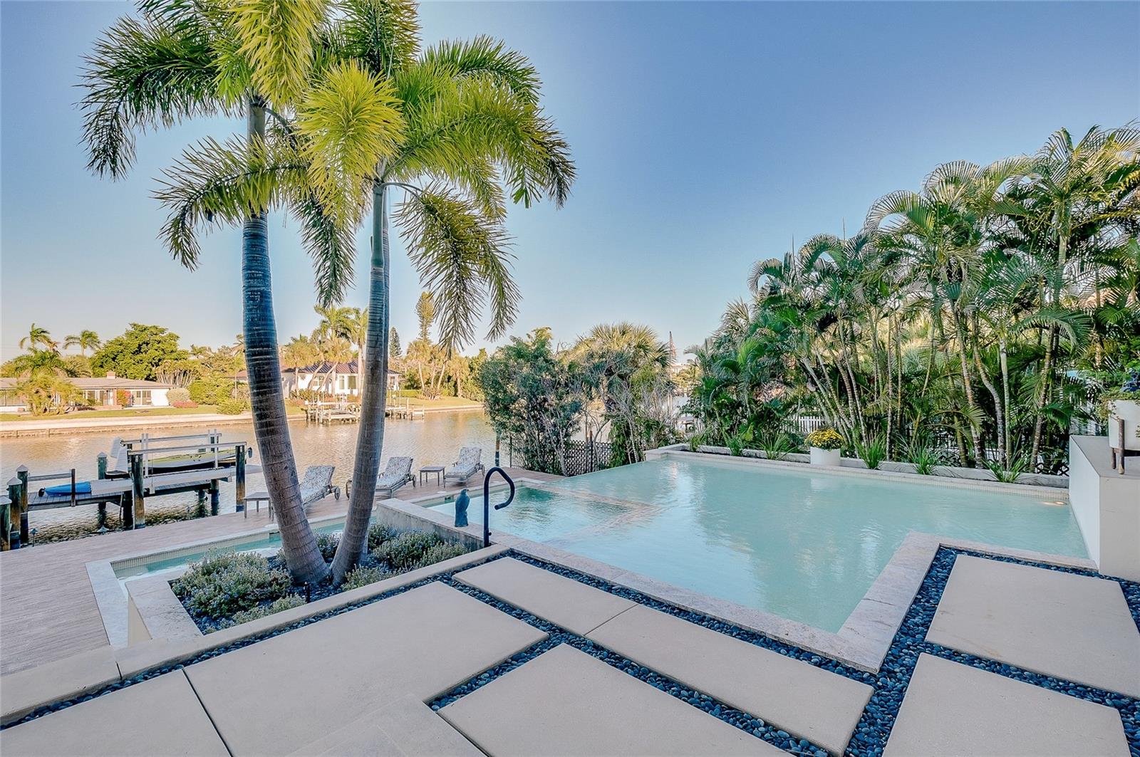 161 S POLK DR, SARASOTA, FL, 34236