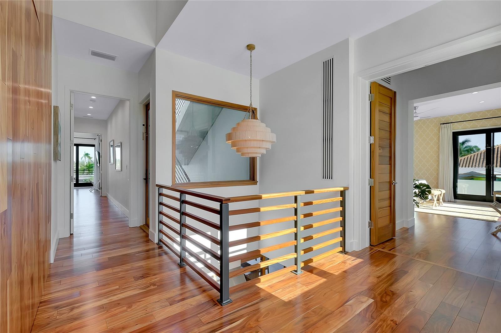 161 S POLK DR, SARASOTA, FL, 34236