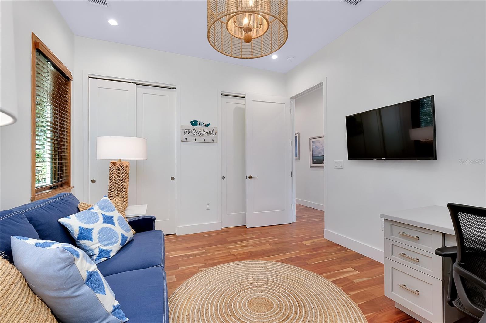 161 S POLK DR, SARASOTA, FL, 34236