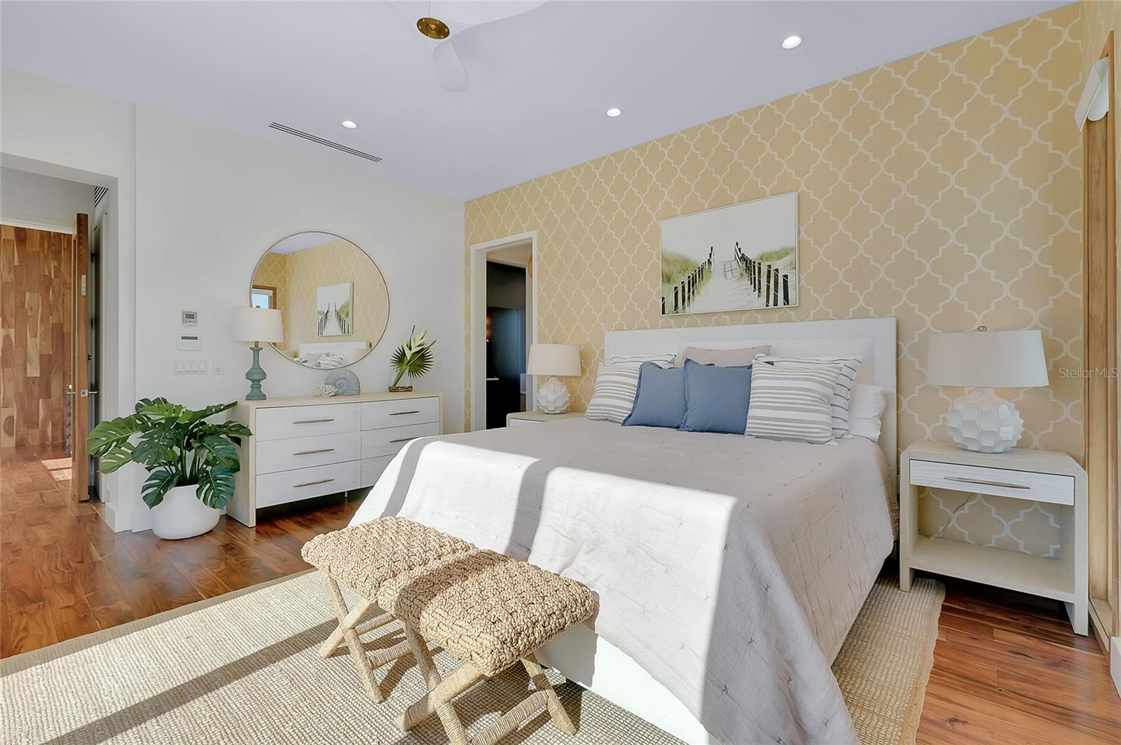 161 S POLK DR, SARASOTA, FL, 34236