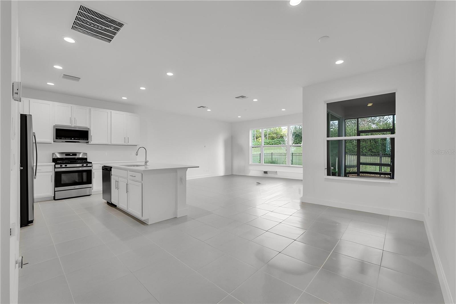 4879 AVILA LAKES DR, WIMAUMA, FL, 33598