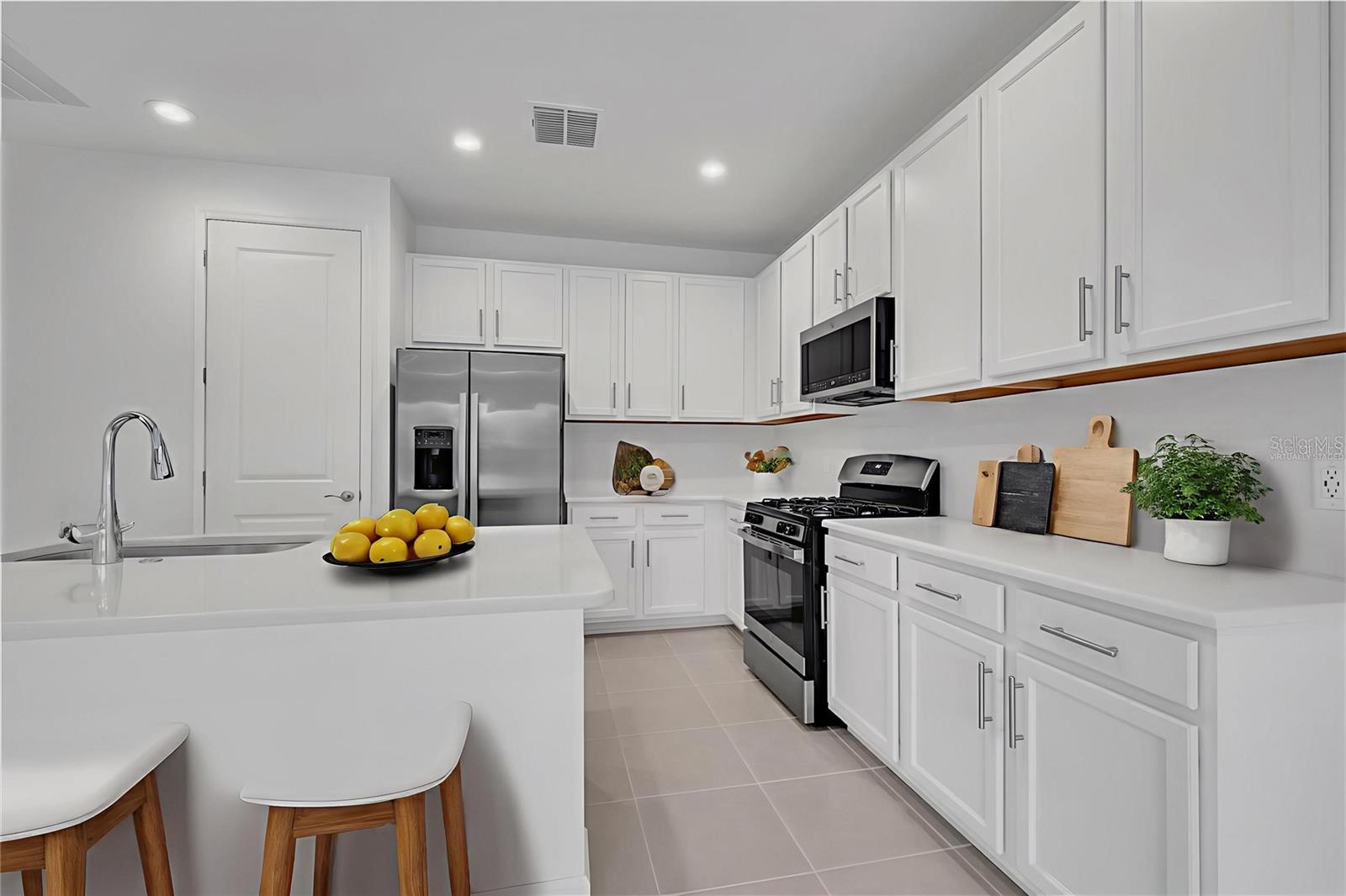 4879 AVILA LAKES DR, WIMAUMA, FL, 33598