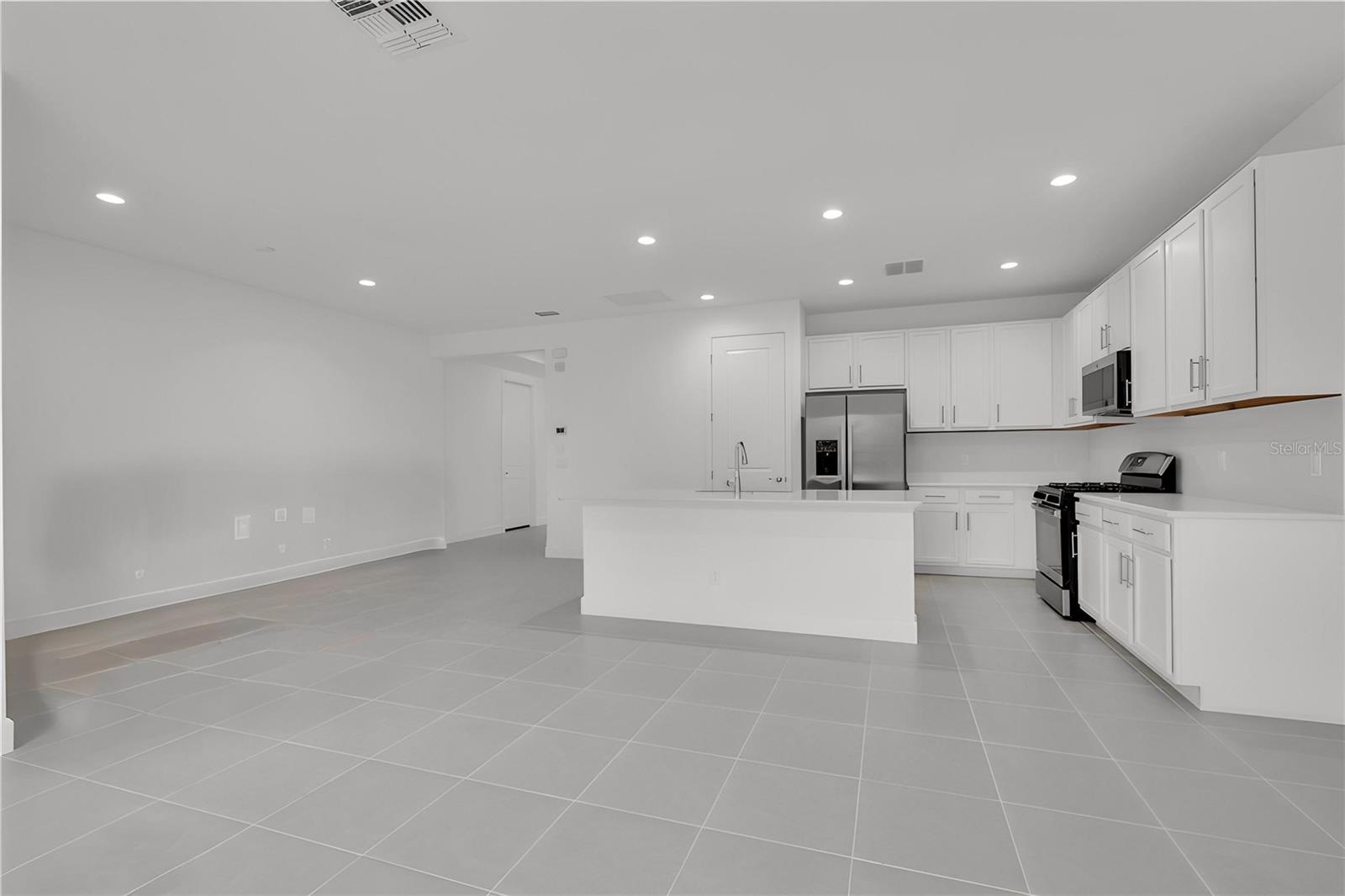 4879 AVILA LAKES DR, WIMAUMA, FL, 33598