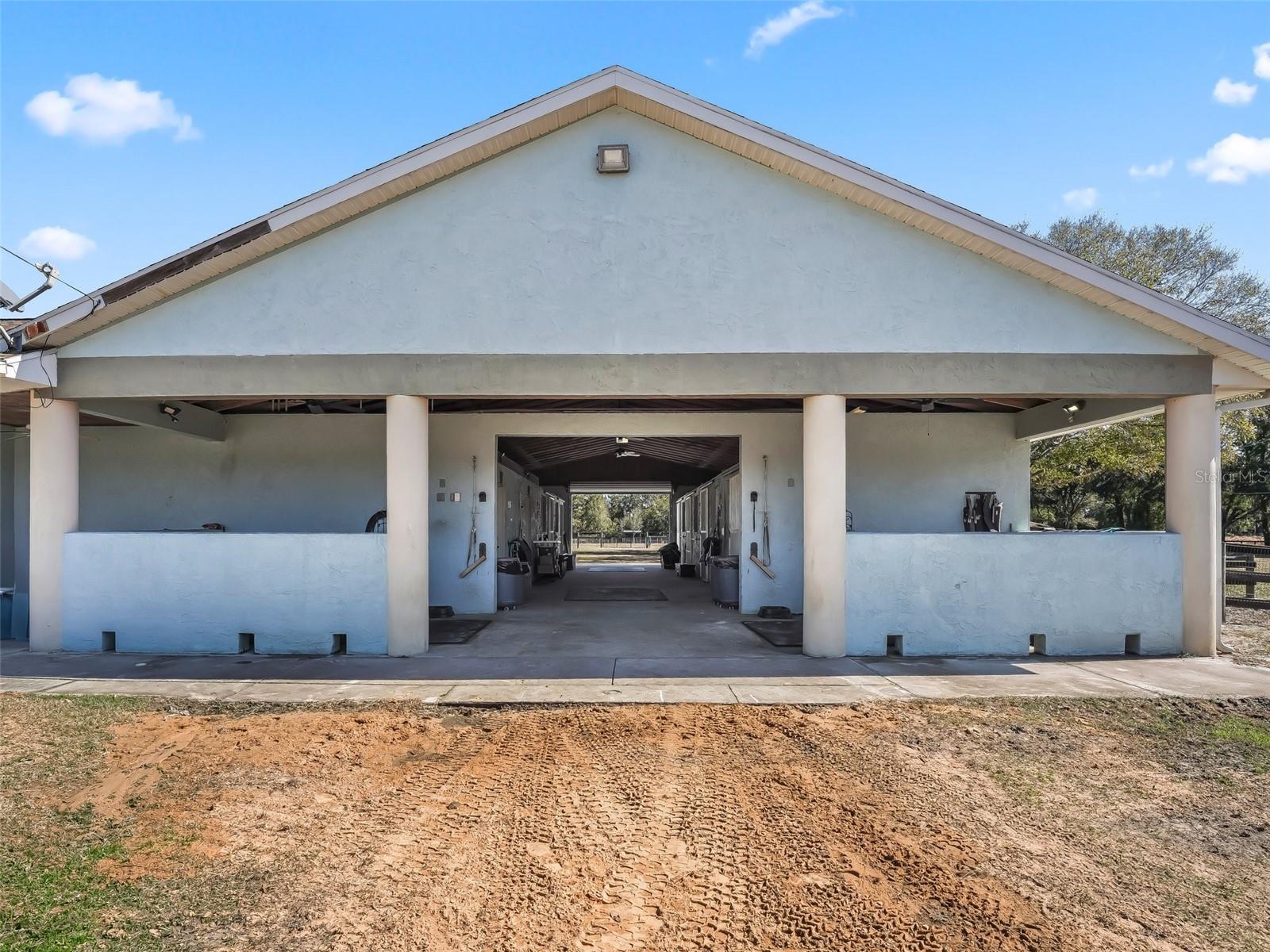 250 NE 195TH AVE, WILLISTON, FL, 32696