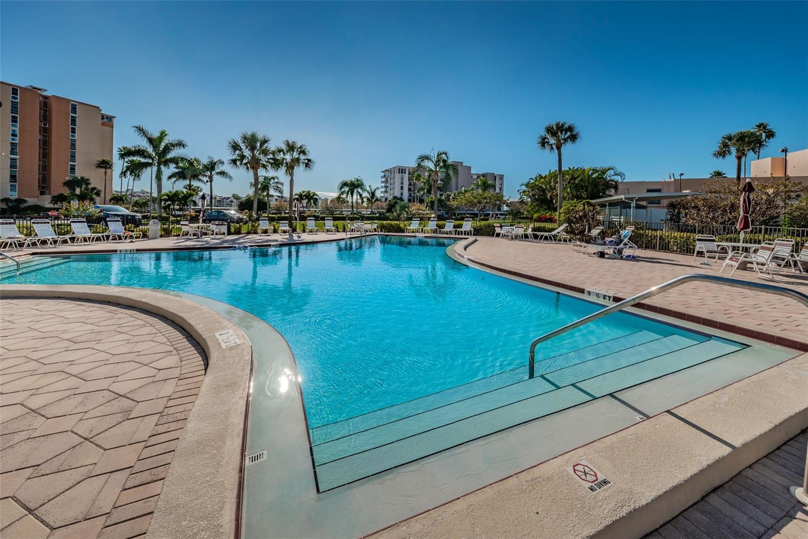 7420 BAY ISLAND DR S #171, SOUTH PASADENA, FL, 33707