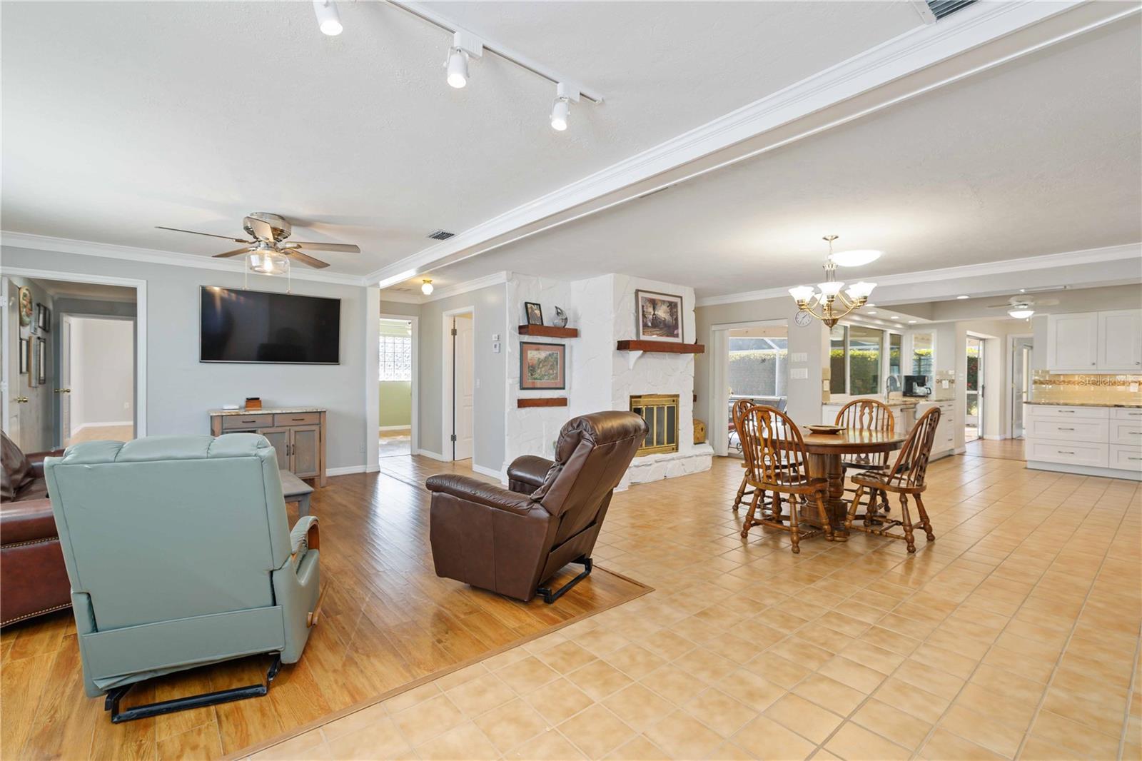 3363 SHEFFIELD CIR, SARASOTA, FL, 34239