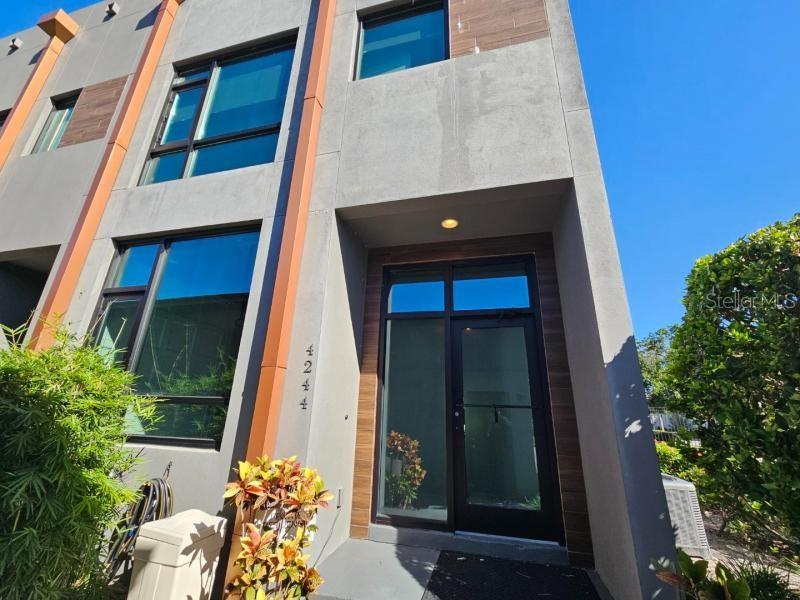 4244 GAUGE LINE LOOP, TAMPA, FL, 33624