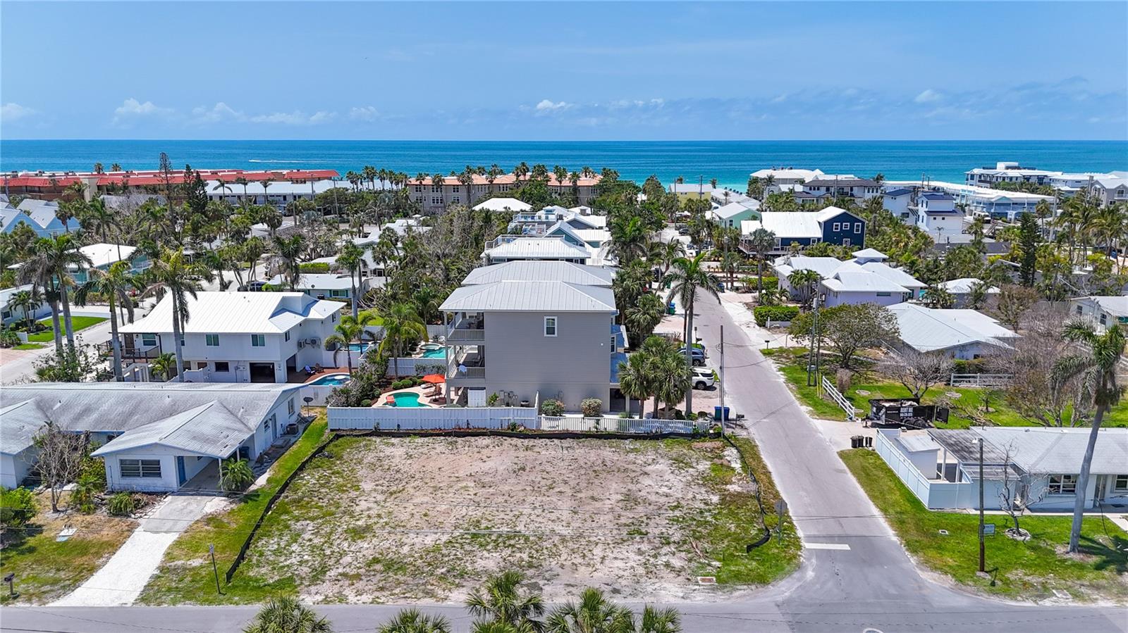 6406 HOLMES BLVD, HOLMES BEACH, FL, 34217