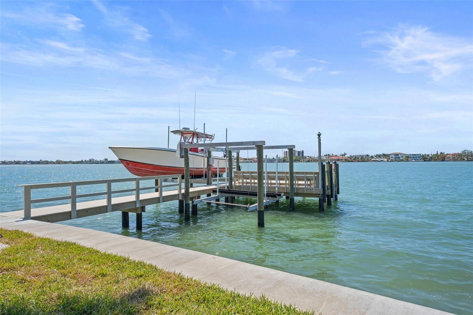 11050 7TH ST E, TREASURE ISLAND, FL, 33706