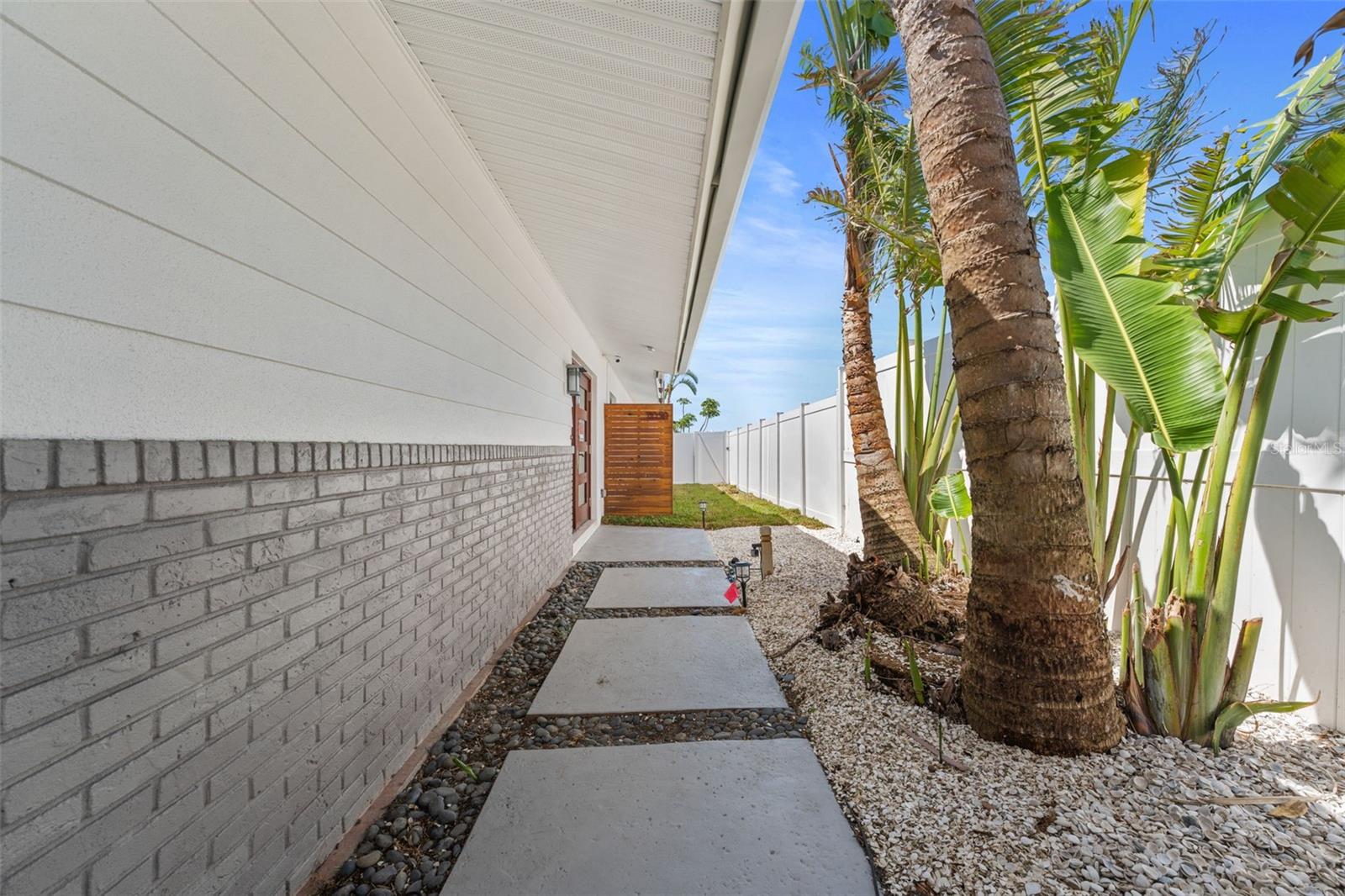 11050 7TH ST E, TREASURE ISLAND, FL, 33706