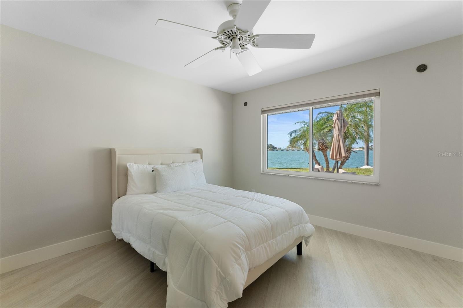 11050 7TH ST E, TREASURE ISLAND, FL, 33706