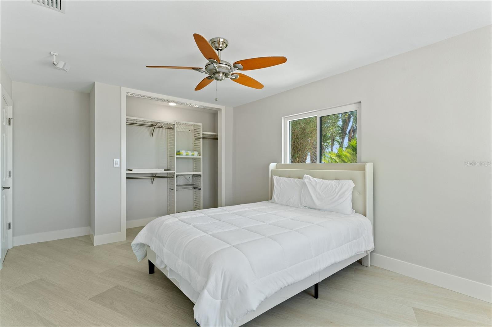 11050 7TH ST E, TREASURE ISLAND, FL, 33706