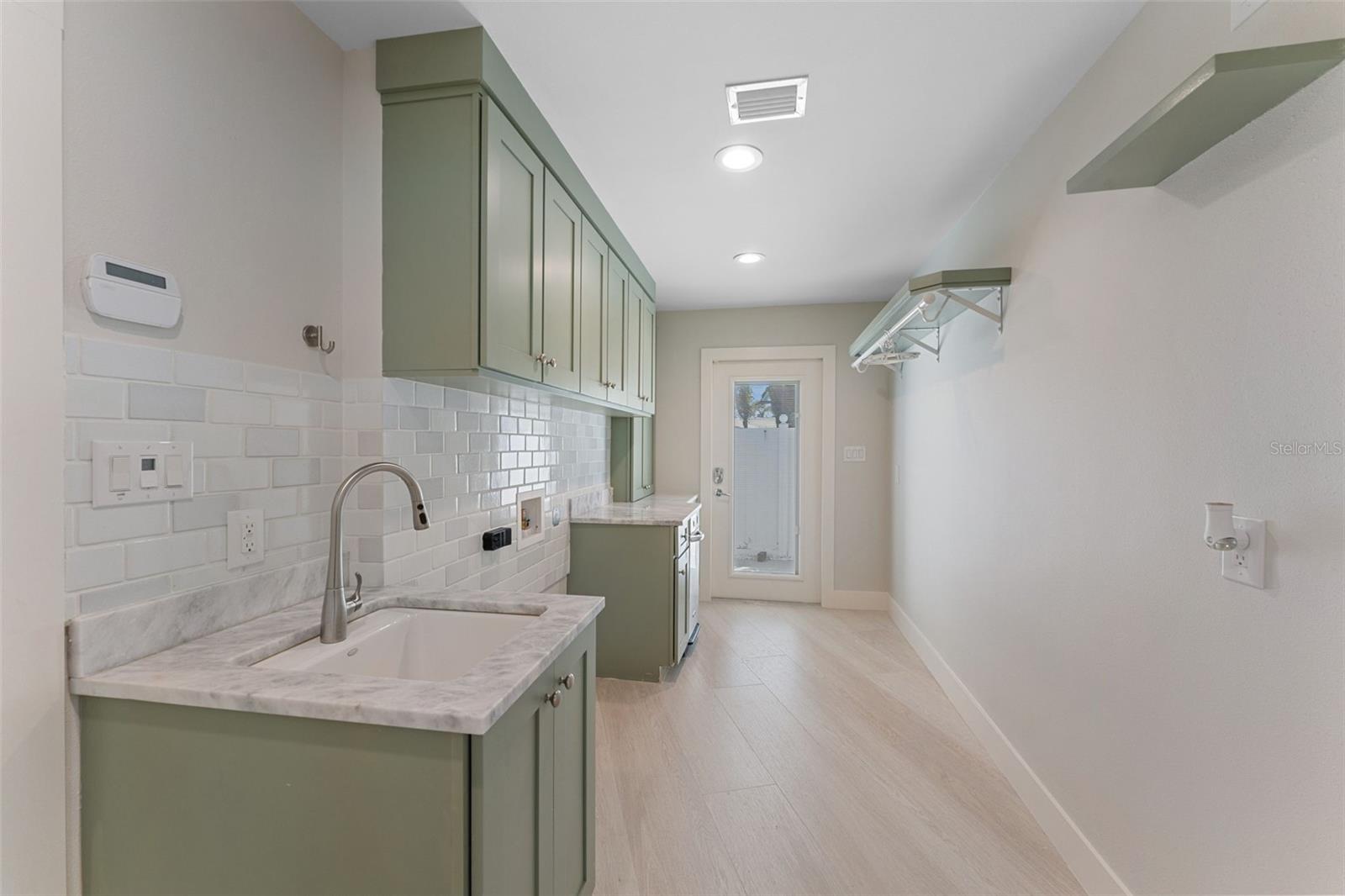 11050 7TH ST E, TREASURE ISLAND, FL, 33706