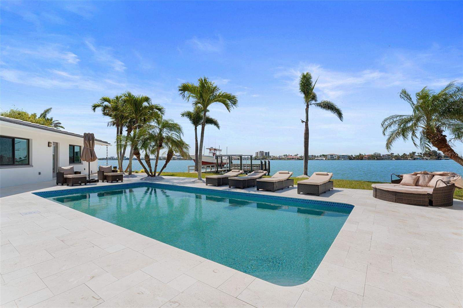 11050 7TH ST E, TREASURE ISLAND, FL, 33706