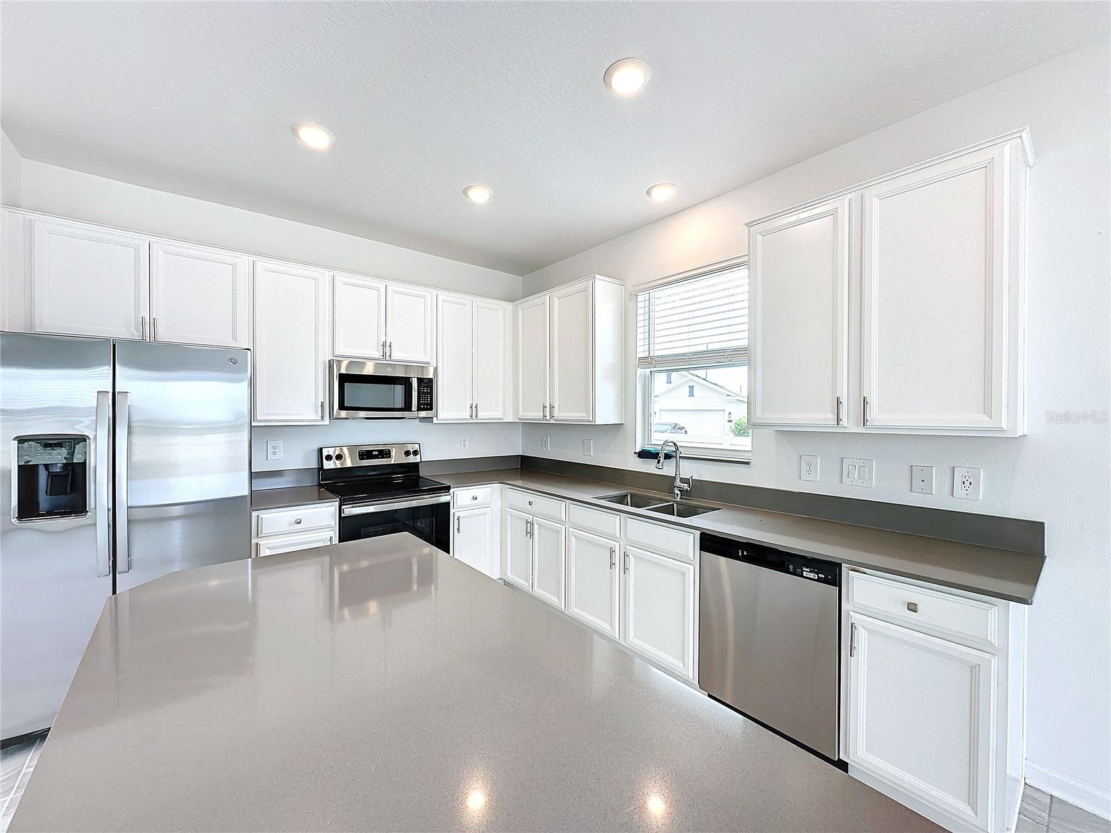 1162 POMELO ST, DAVENPORT, FL, 33837