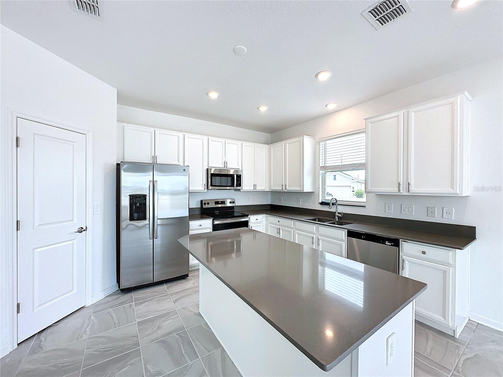 1162 POMELO ST, DAVENPORT, FL, 33837