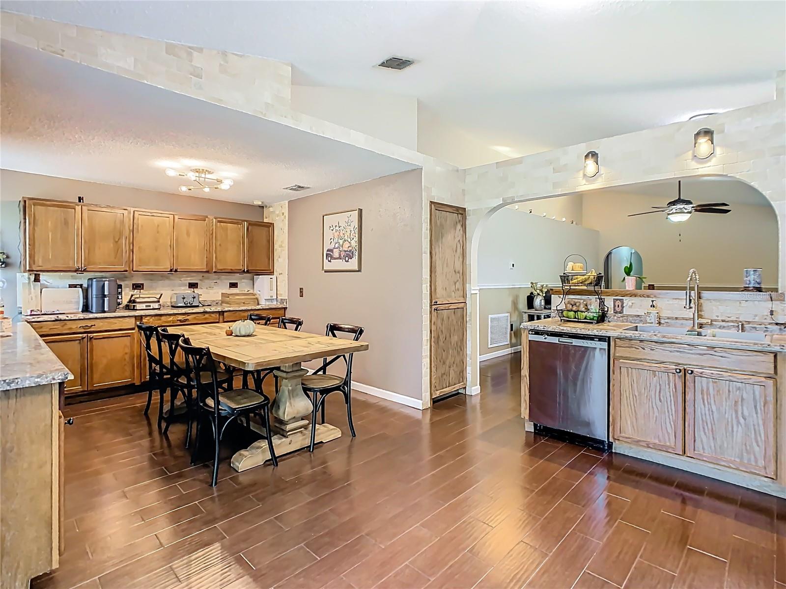 50989 HIGHWAY 27 #400, DAVENPORT, FL, 33897