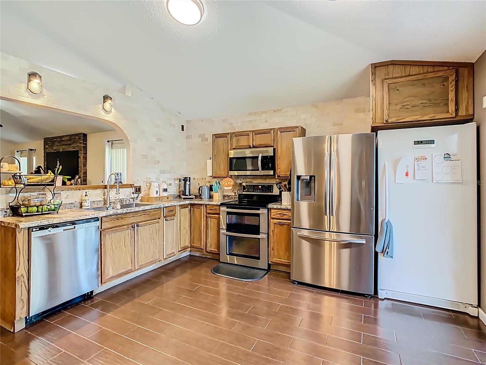 50989 HIGHWAY 27 #400, DAVENPORT, FL, 33897