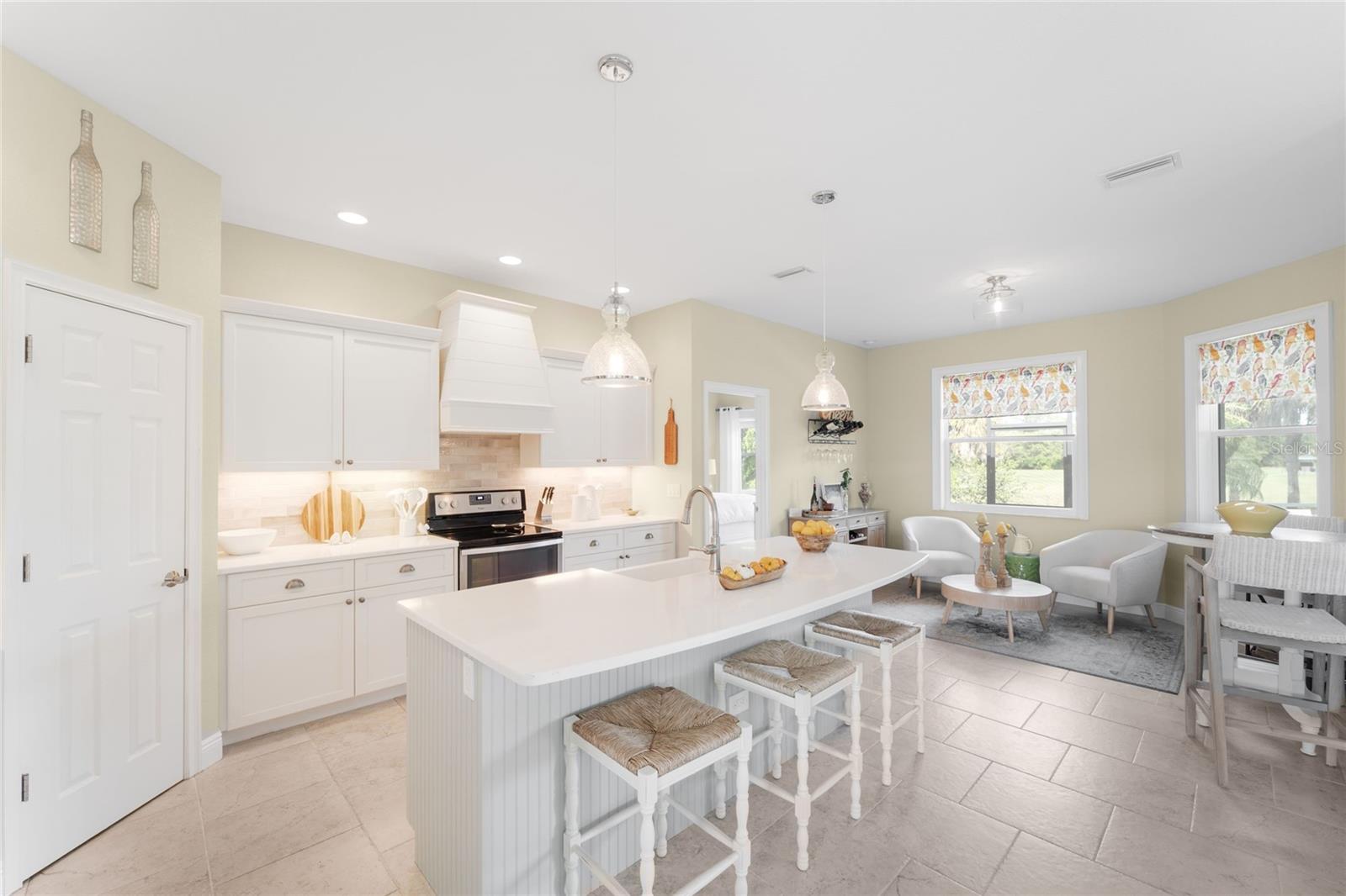 43 LONG MEADOW PL, ROTONDA WEST, FL, 33947