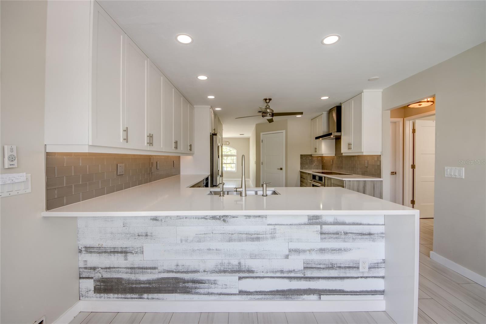 3446 PINETREE DR, ST JAMES CITY, FL, 33956