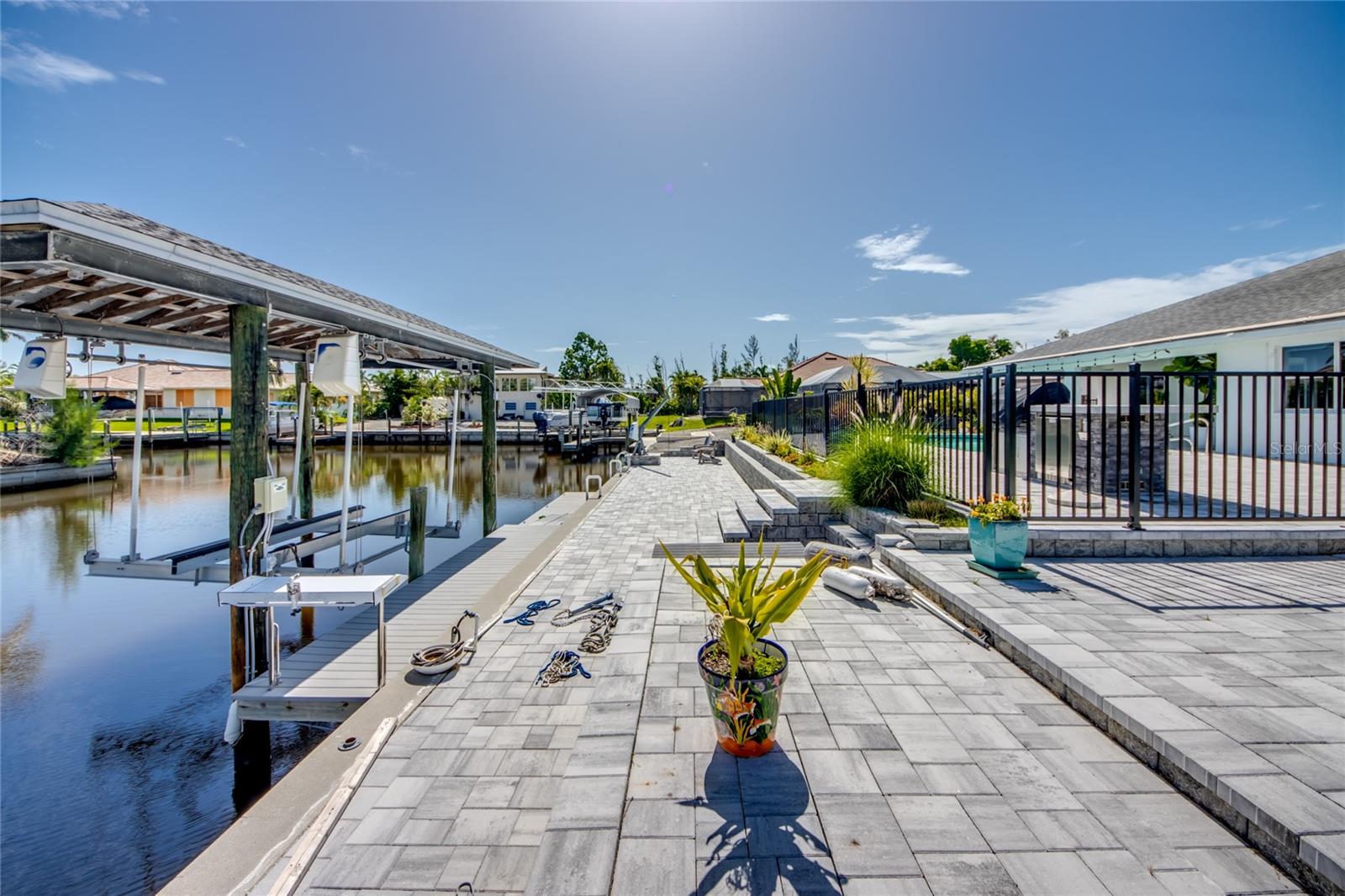 3446 PINETREE DR, ST JAMES CITY, FL, 33956